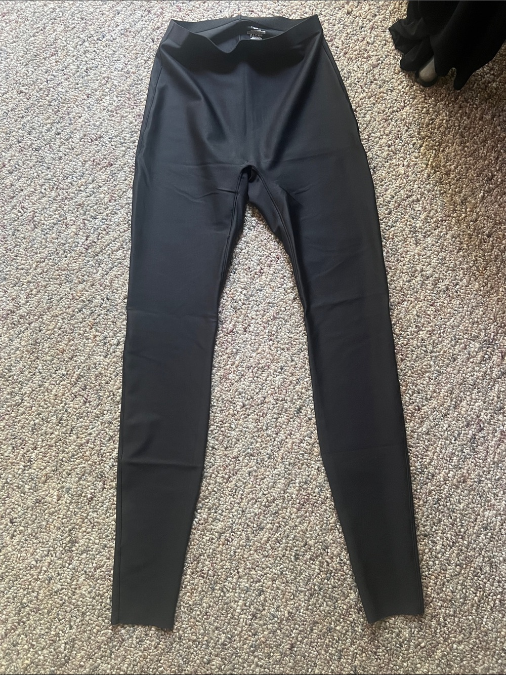 SKIMS Black High-Waist Leggings